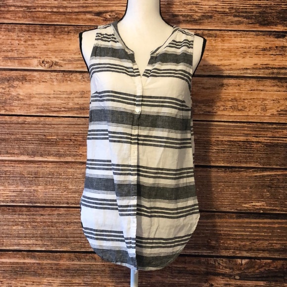 Old Navy Tops - 3/15Old Navy• sleeveless striped shirt